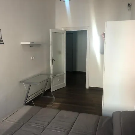 Partenope 120 Mq * Nápoles