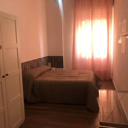 Partenope 120 Mq Nápoles