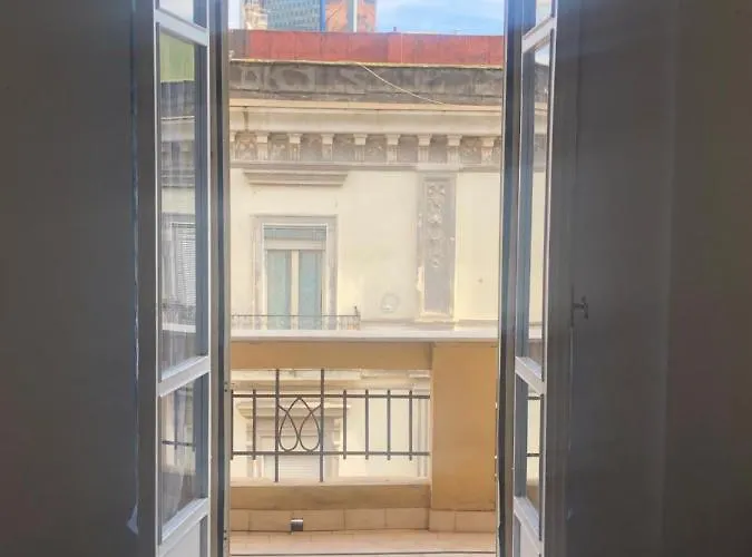 Partenope 120 Mq شقة *