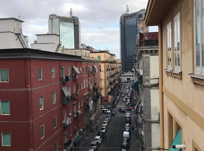 Partenope 120 Mq نابولي