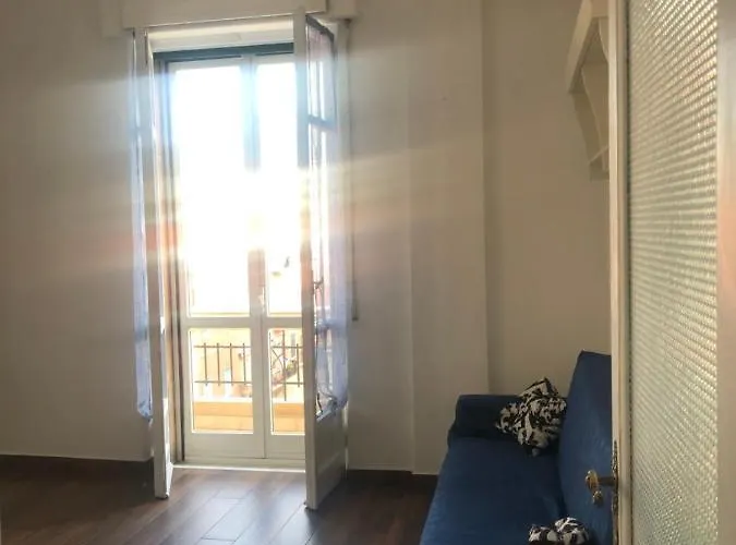 Partenope 120 Mq نابولي