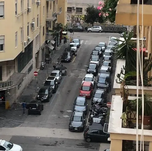 Partenope 120 Mq Nápoles