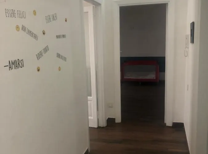 Partenope 120 Mq Nápoles